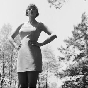 Aritzia Wilfred Isabelle Black-White Gingham Spaghetti Straps Mini Dress size 2